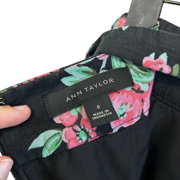 Ann Taylor Floral Print Belted Prairie Maxi Skirt Women's Sz 0 Multicolor Pleats - Picture 3 of 7